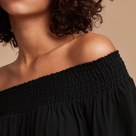 Aritzia Talula marcilly off the shoulder blouse - Picture 3 of 5